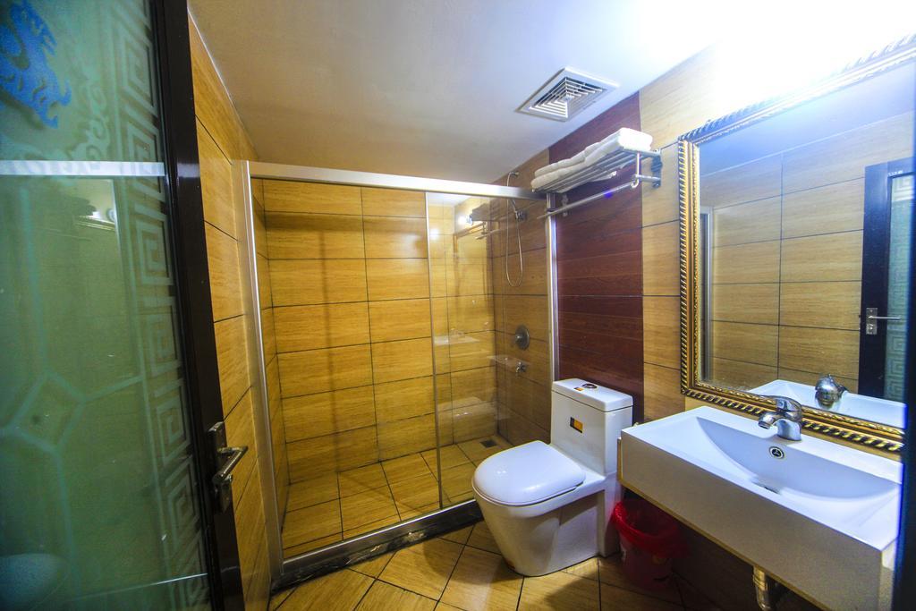 Fawlty Towers Hotel Jang-šuo Pokoj fotografie