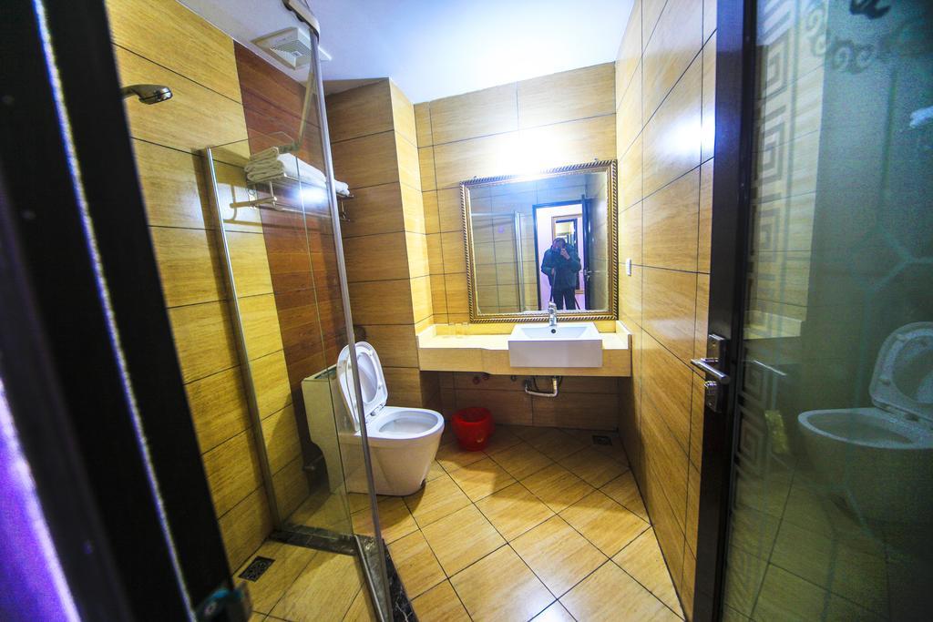 Fawlty Towers Hotel Jang-šuo Pokoj fotografie