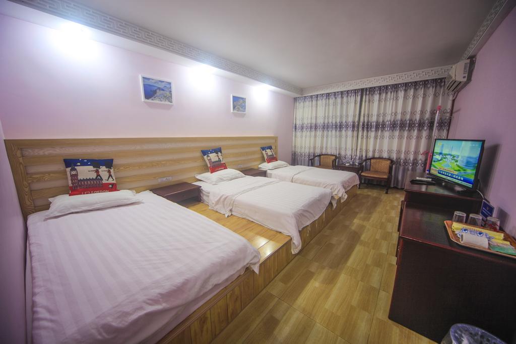 Fawlty Towers Hotel Jang-šuo Pokoj fotografie